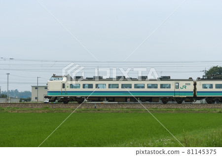 Hokuriku Main Line Isurugi-Fukuoka JR East 485 series T12 formation ① Kuroha 481-1026 (Niigata) Mountain side 81145375