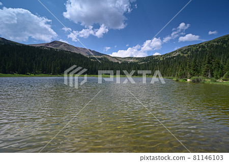 Hassell Lake in Arapaho National Forest, Colorado. 81146103