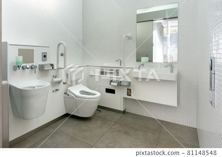 Multi-functional toilet in a park in Tokyo 81148548