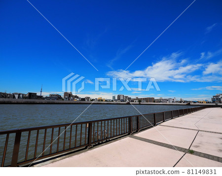 夏日天空中的中川 夏日天空中的中川 81149831