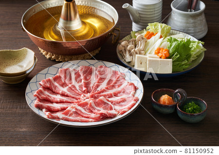 Black pork shoulder loin shabu-shabu meat 81150952
