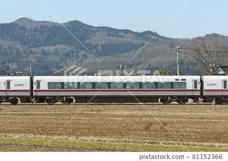北陸本線 五十鈴-福岡北越特快 681 系列 N11 編隊 ⑧ Moha 681-2001 山邊 81152366