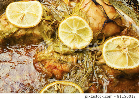 Tasty chicken meat baked with rhubarb 81156012