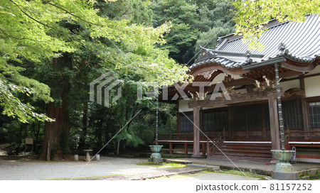 Japanese Zen Temple 81157252