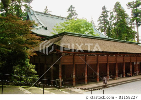 Nemoto Nakado / Corridor (Hieizan Enryakuji Temple / East Pagoda District / Sakamotohonmachi, Otsu City, Shiga Prefecture) Nemoto Nakado / Corridor (Hieizan Enryakuji Temple / East Pagoda District / Sakamotohonmachi, Otsu City, Shiga Prefecture) 81159227