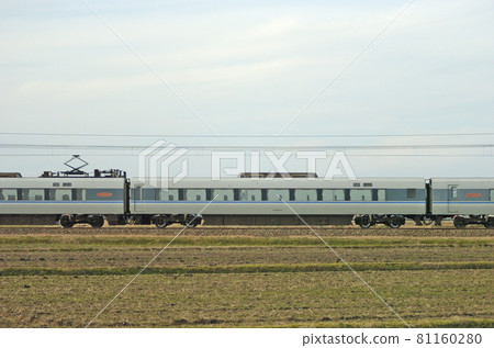 北陸本線 三河加賀笠間 JR 西 681 系列 W01 編隊 ③ 茂葉 681-207(金澤)山邊 北陸本線 三河加賀笠間 JR 西 681 系列 W01 編隊 ③ 茂葉 681-207(金澤)山邊 81160280
