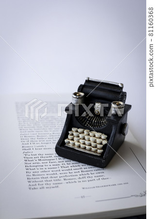 Typewriter and text Typewriter and text 81160368