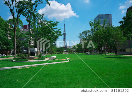 名古屋市夏季學習林區久屋大通公園 名古屋市夏季學習林區久屋大通公園 81161202
