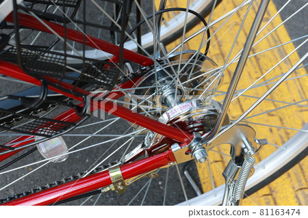 Bicycle tire 81163474