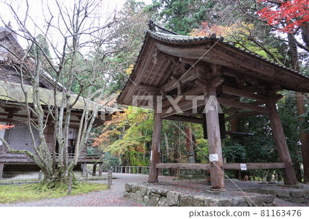 Autumn scenery, Shiga Prefecture Shakayama Tendai Sect Hyakusaiji Temple Autumn scenery, Shiga Prefecture Shakayama Tendai Sect Hyakusaiji Temple 81163476