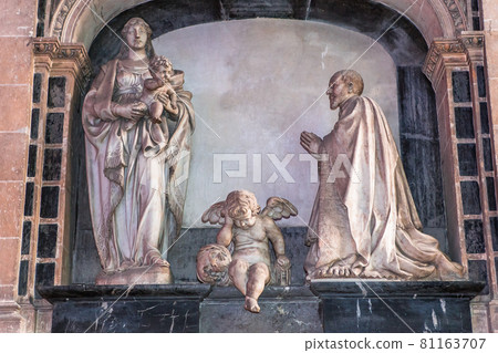 cathedral of Amiens, france. 81163707