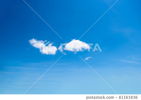 blue sky with cloud in bright morning. blue sky with cloud in bright morning. 81163836