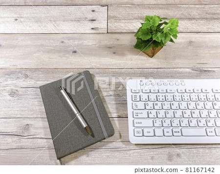 筆記和鍵盤 筆記和鍵盤 81167142