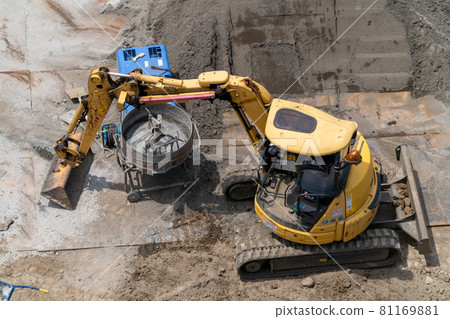 小型挖掘機、砂漿攪拌機、管道工程、設備工程、外牆工程、狹窄土地、工程機械 小型挖掘機、砂漿攪拌機、管道工程、設備工程、外牆工程、狹窄土地、工程機械 81169881
