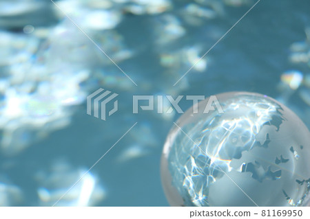 Image of glass globe and water surface, water planets, SDGs, etc. 81169950