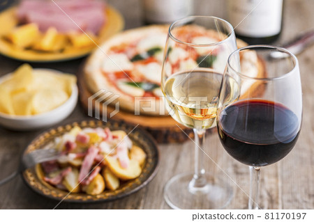 Wine wine glass wine and food Wine wine glass wine and food 81170197