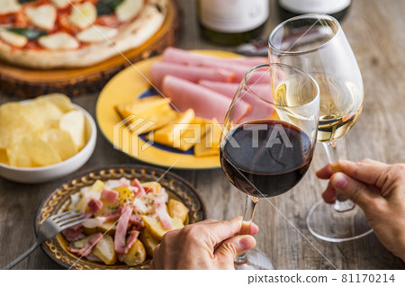 Wine wine glass wine and food Wine wine glass wine and food 81170214