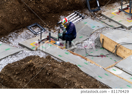 基礎工作 錨架安裝 焊接 81170429