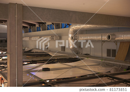 Setting up an exhibition hall 81173851