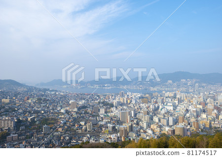 長崎市的夜景 長崎市的夜景 81174517