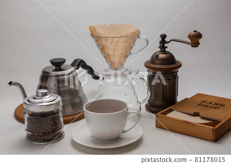 Hand Dripped Coffee 81178015