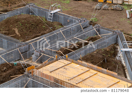 Formwork compaction status Lath formwork driving formwork before concrete placement 81179048