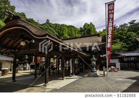 最上稻荷舊本堂岡山縣岡山市 81182888