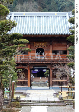 Niomon of Eikokuji Temple Niomon of Eikokuji Temple 81183543