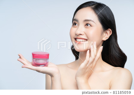 Woman beauty Woman beauty 81185059