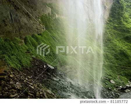 Liusha waterfall, Dehang, Hunan, CN 81185772