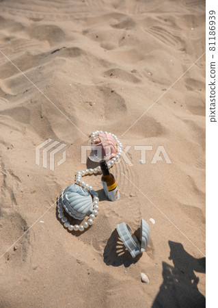 Beach Beach 81186939