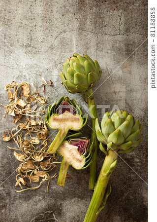 朝鮮薊和朝鮮薊茶 81188858