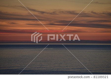 【秋田縣八方町】鹿浦海岸的夜景 【秋田縣八方町】鹿浦海岸的夜景 81189321