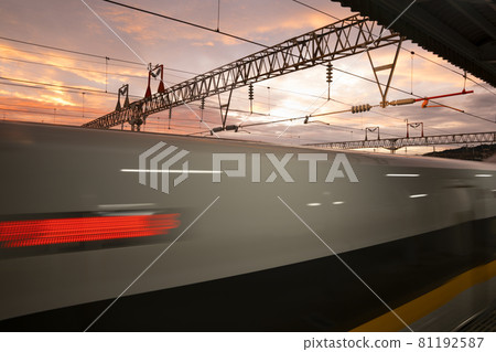 子彈頭列車 子彈頭列車 81192587