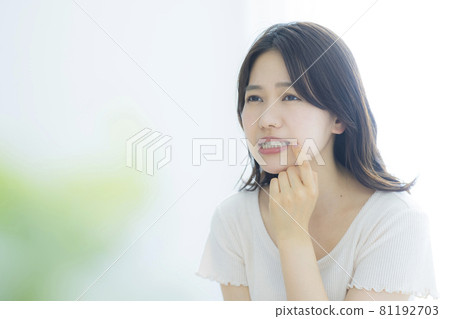 牙科護理的煩惱 81192703