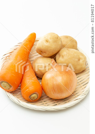 咖哩成分白色背景 81194017