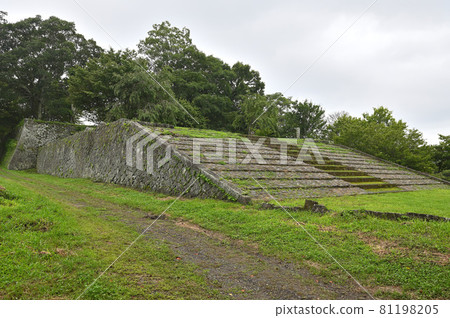 竹田市/岡城遺址“西丸遺址” 81198205