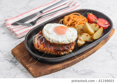 Hamburger steak Hamburger steak 81198603