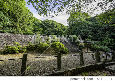 岡山縣岡山市大吉美津彥陵中山茶壽山墓 岡山縣岡山市大吉美津彥陵中山茶壽山墓 81199025
