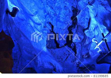 Inazumi Underwater Cave "Bell Hall" Inazumi Underwater Cave "Bell Hall" 81199685