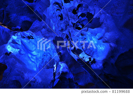 Inazumi Underwater Cave "Bell Hall" Inazumi Underwater Cave "Bell Hall" 81199688