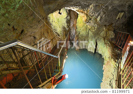 Inazumi Underwater Cave "Revelation Fuchi" Inazumi Underwater Cave "Revelation Fuchi" 81199971