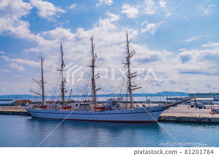 （神奈川縣）Nippon Maru，停泊在久里濱港 81201784