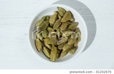 印度荳蔻（綠色） 81202670