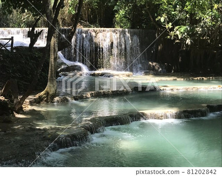 “老撾”瑯勃拉邦匡寺瀑布 “老撾”瑯勃拉邦匡寺瀑布 81202842