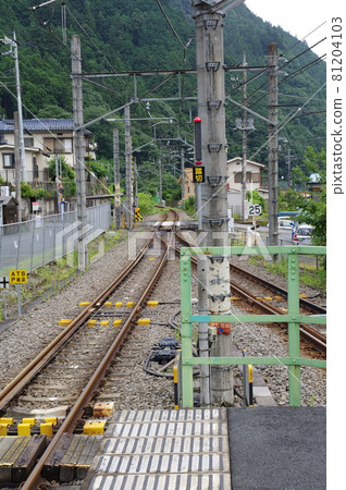 Scenery from the eastern end of Okutama Station on the Ome Line 81204103