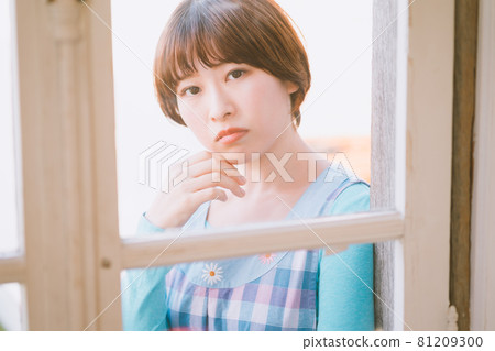 懊惱的護士 81209300