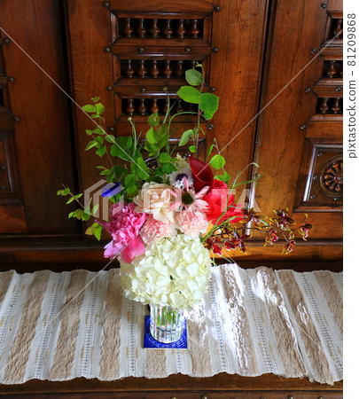 flower arrangement flower arrangement 81209868