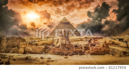 Sphinx and storm clouds Sphinx and storm clouds 81217959