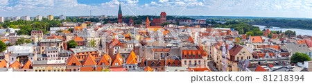 Torun. Aerial view of the old city on a sunny day. 81218394